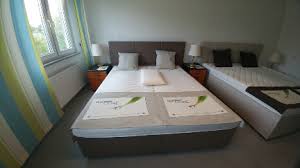 Sorgen sie für das perfekte schlafklima. Wasserbetten