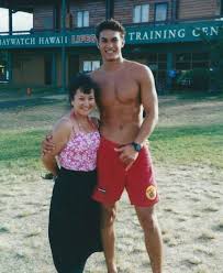 His father is of hawaiian ancestry and his mother is of german and irish descent. Femme Fatale 2 0 On Twitter Young Jason Momoa