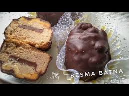 حلوة راقية جديدة بالشوكولا بأربع طبقات لذيذة و هشة لكل المناسبات Gateau Chocolat Avec 4 Couches Youtube In 2020 Food Desserts Breakfast
