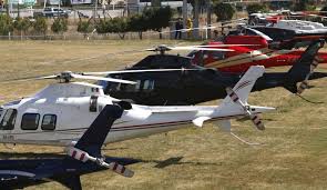 Se denomina avión presidencial mexicano a una o varias aeronaves propiedad del gobierno de méxico asignadas como transporte al servicio del presidente de méxico para ser operadas por la coordinación general de transportes aéreos presidenciales. Avion Presidencial Se Venden Salen A La Venta Tres Helicopteros Adquiridos Por Moreno Valle Sociedad W Radio Mexico