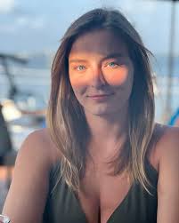 Tess McCracken (@tess.mccracken) • Instagram photos and videos