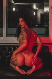 Bianca Grey - Free nude pics, galleries & more at Babepedia