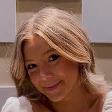 Danielle Jordan's Instagram, Twitter & Facebook