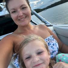 What are some easy breakfast ideas for on-the-go?