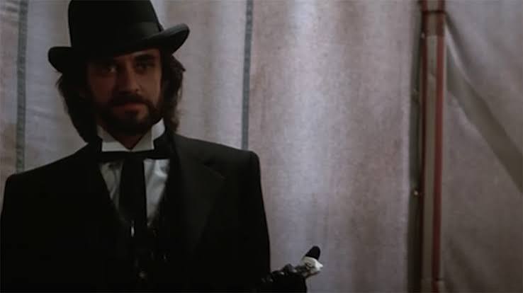 Something Wicked This Way Comes' Is Still a Rare, Fantastic Bradbury  Adaptation - HGL