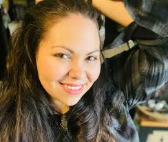 Stephanie Mier's Instagram, Twitter & Facebook