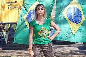 O vídeo da dupla mostra um total de seis pessoas se manifestando em solidariedade à sara winter. Pf Prende Sara Winter E Busca Mais 5 Do Movimento 300 Do Brasil