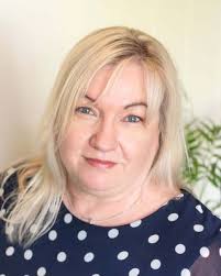 Find Female Therapists and Psychologists in Romford, ENG