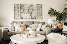 Feng shui living rooms should be able to host guests and extra family members with ease. Feng Shui Design Elements For The Living Room Family Room Feng Shui By Bridget