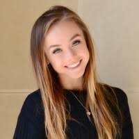 Alyssa Howe's Instagram, Twitter & Facebook