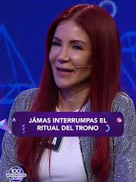 ¿Quiénes somos nosotros para juzgar cómo reaccionan los bolivianos cuando  los incomodan en el baño?🤷‍♂️🫣 #100BolivianosDicenFamosos  #FamososBolivianos #Entretenimiento #Humor