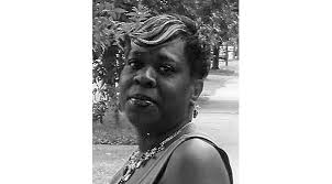 LISA WISE-ROBERTS Obituary (2015)