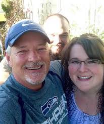 Cassie Markham's Instagram, Twitter & Facebook