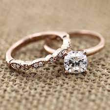 62 Stunning And Simple Engagement Rings That Every Women Wants Vis Wed Minimalist Engagement Ring Wedding Rings Simple Engagement Wedding Ring Sets