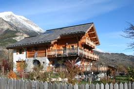 La Montagne Un Chalet Un Reve Devenu Realite Chalet Chalet Bois Queyras