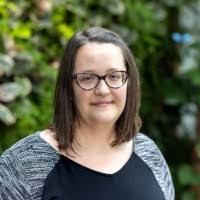 1200+ "Füller" profiles