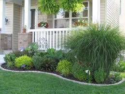 10 Impressive Front Porch Landscaping Ideas To Increase Your Home Beautiful Goo Front Yard Landscaping Design Porch Landscaping Small Front Yard Landscaping