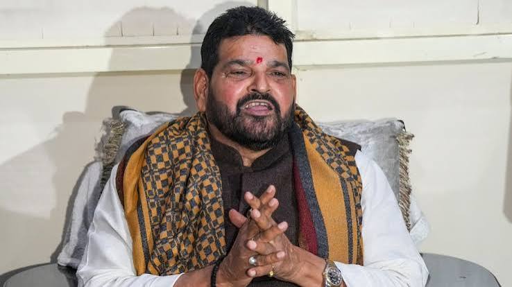 Brij Bhushan Sharan Singh reaction on lok sabha ticket said BJP likes me | UP Politics: कैसरगंज से कटेगा बृजभूषण शरण सिंह का टिकट? BJP सांसद ने कर दिया बड़ा दावा