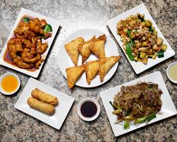 Ding ho kitchen offers varieties of chinese food. Order Mo S Chinese Kitchen Delivery Online Chicago Menu Prices Uber Eats