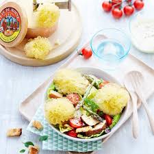 Salade Couleurs Cuisines Bleu Vert Rouge Jaune Recette Salade Cesar Fromage Tete De Moine Salade