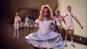Looking good in a buffalo stance. Neneh Cherry Video Buffalo Stance