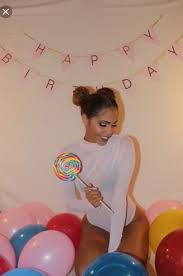21st Birthday Birthday Photoshoot With Friends Ideas 21st Birthday Photoshoot 21st Birthday Photoshoot Birthday Photography Birthday Photoshoot