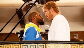 Boxers in history and one of the best youtube personalities in his family ended in predictable fashion on sunday night as floyd mayweather danced around logan paul for eight rounds without inflicting any real damage. Amx4g Zyazh0vm