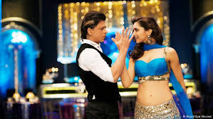 Шахрукх кхан (shahrukh khan) and arijit singh, ranveer singh, atif aslam, armaan malik waqt (nescafe basement 2020). Us Beamte Zwingen Bollywood Star Shah Rukh Khan Zur Pokemon Jagd Aktuell Amerika Dw 12 08 2016