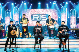 Ini lagu bersifat ketuhanan yang sering dinyanyikan kembali oleh ramai penyanyi tanahair yang lain. Persembahan Nasyid Di Toronto