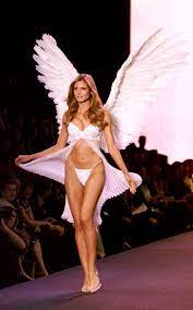 Find many great new & used options and get the best deals for heidi klum fall specials 2000 victoria's secret catalog at the best online prices at ebay! Pin On Favourite People