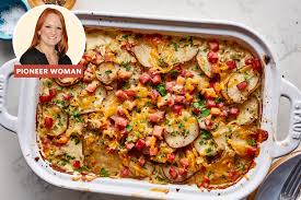 Online quick & easy recipes, dinner & breakfast recipes. Pioneer Woman S Scalloped Potatoes Recipe Review Kitchn