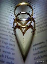 Pin By Lizanperez On Boda Wedding Ring Photography Engagement Ring Photography Ring Photography