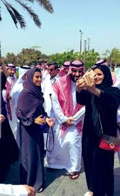 عيسى النهاري Essa Nahari On Twitter وتوحي مقولات الأمير محمد بن سلمان الذي تبنى حملة التجديد في بلاده أنه أدرك في وقت سابق بأن مشروعاته لن ترى النور دون وجود أرضية خصبة