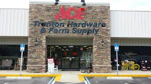 Nature boy pest control is a boutique style pest control company fully operated by peter listo, company owner. Trenton Hardware Farm Supplies 1820 E Wade St Trenton Fl 32693 Yp Com