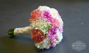 Green carnation flower is a variety of green flowers from our wholesale flowers collection that is just right for carnation bouquet, carnation arrangements, carnation centerpieces, wedding flowers, wedding bouquets, happy birthday flowers, st patrick's day flowers, and more. Carnation Wedding Bouquet Adam S Garden Florist