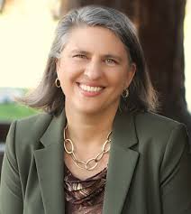 The Torch: Suffolk University College of Arts & Sciences Honors Program  Newsletter, Spring 2023