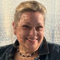 Patti Cameron's Instagram, Twitter & Facebook