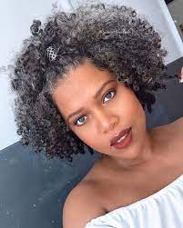 4 Day Old Wash And Go With Gel I Get A Lot Of Dm S About My Silver Hair I Can T Answer Them All So Please Natural Hair Styles Natural Gray Hair
