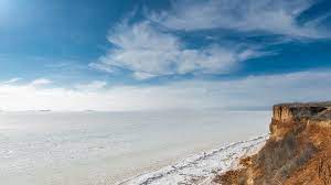 Фото черного моря зимой