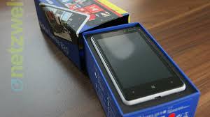 Nokia Lumia 820