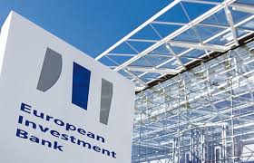 Toate statele membre ale uniunii europene sunt membre ale băncii europene de investiții (bei). Guvernul Se ImprumutÄ 1 Miliard De Euro Imprumutul Este ObÈinut De La Banca EuropeanÄ De InvestiÈii Bei Pentru Proiecte Prioritare De Transport Ecopolitic