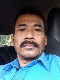 Bapak bapak berkumis putih suara kendang sunda. Love Memories Bapak Yang Berkumis Bapak Yang Berkumis Bapak Yang Berkumis Eyragirlz Orangnya Ganteng Dan Berkumis Tebal Diajak Wikwik Sama Bapak Bapak Cerita Aneh Selama Di Amerika