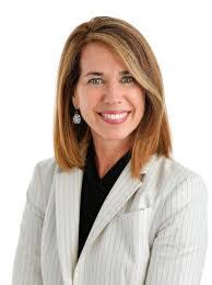 Lori Loftus's Instagram, Twitter & Facebook