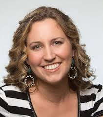 Sew Small―19 Little Bags: Stash Your Coins, Keys, Earbuds, Jewelry & More:  Heynen, Jennifer: 9781617454332: Amazon.com: Books