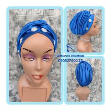 NEW MONTH, NEW STYLE! 🌟* Kicking off the month with this STUNNING  two-piece Aso Oke dress! 💃🏽 You can't go wrong with the elegance and  sophistication it brings! 👗 *Available in:* -