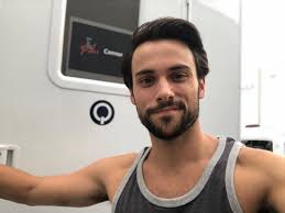 Final season selfie 🤩 #HTGAWM 📷: Jack Falahee