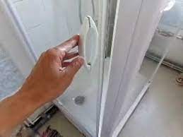 Comment Regler Le Probleme De Fermeture De Portes De Douche Aimants De Porte De Douche Fermeture Porte Douche
