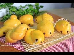 Resep dan cara membuat setup roti tawar keju yang manis dan simple. Cara Membuat Roti Manis Lembut Dan Cara Membentuk Roti Karakter Youtube
