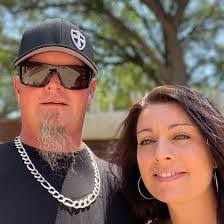 Dale Swindle's Instagram, Twitter & Facebook