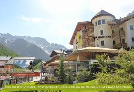Burgruine ehrenberg und museum grünes haus zählen zu den sehenswürdigkeiten der region. Chasa Montana Hotel Spa Lage Umgebung Hotelbewertung